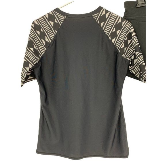 Old Navy Active Lot Of 2 Workout Shorts Top Black Large 1803 - Picture 5 of 8